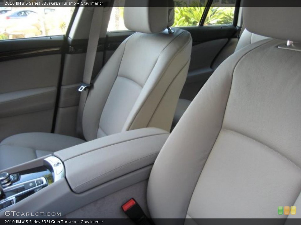 Gray Interior Photo for the 2010 BMW 5 Series 535i Gran Turismo #39299577