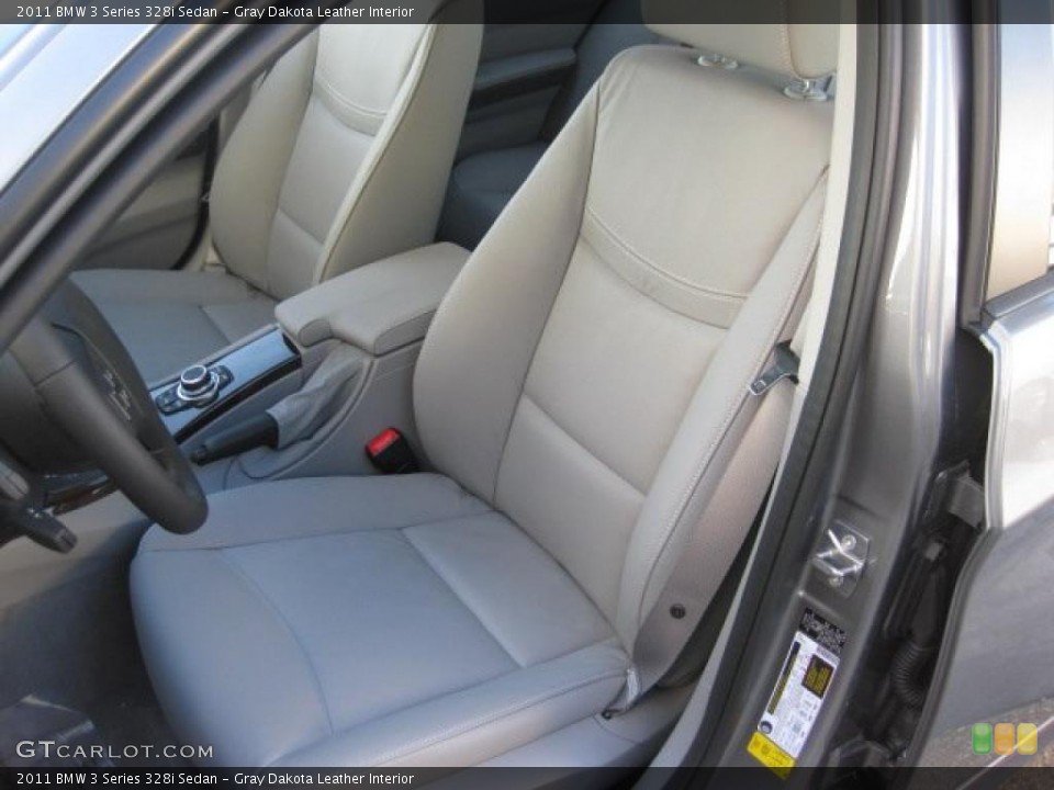 Gray Dakota Leather Interior Photo for the 2011 BMW 3 Series 328i Sedan #39299981