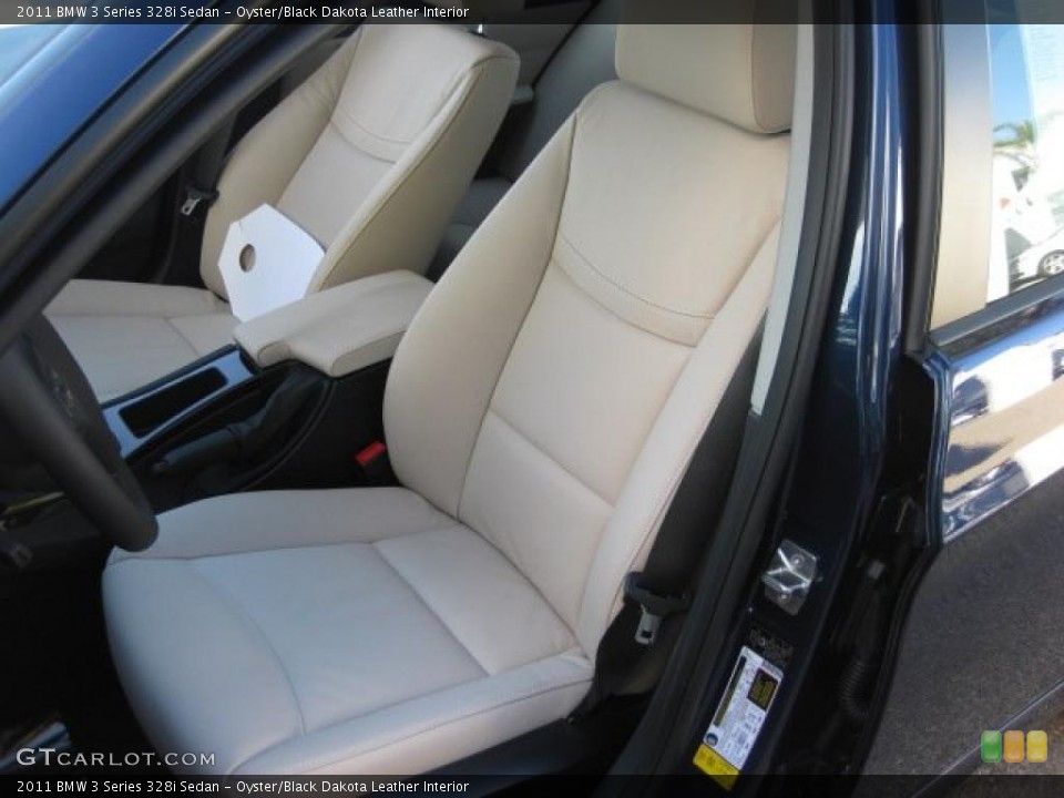 Oyster/Black Dakota Leather Interior Photo for the 2011 BMW 3 Series 328i Sedan #39301241