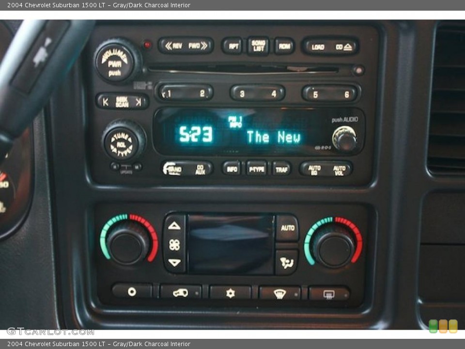 Gray/Dark Charcoal Interior Controls for the 2004 Chevrolet Suburban 1500 LT #39301393