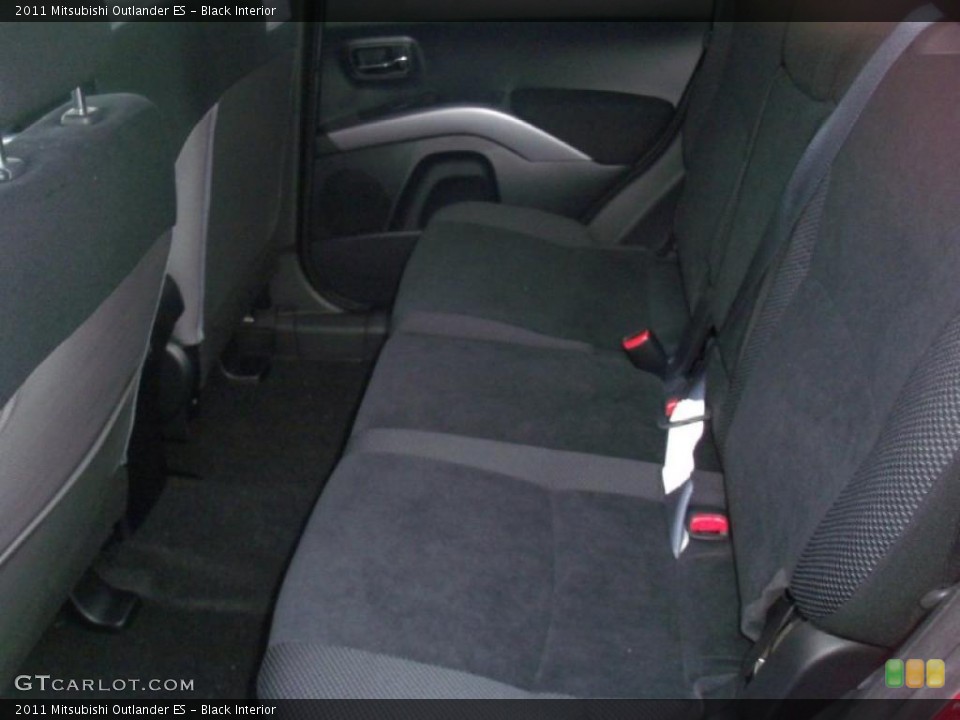 Black Interior Photo for the 2011 Mitsubishi Outlander ES #39305253