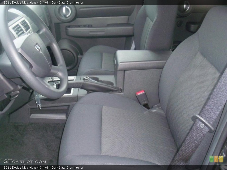 Dark Slate Gray Interior Photo for the 2011 Dodge Nitro Heat 4.0 4x4 #39305661
