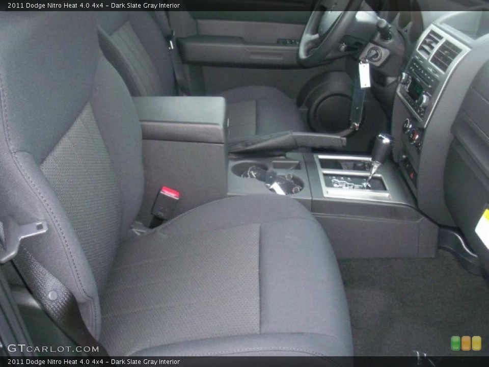 Dark Slate Gray Interior Photo for the 2011 Dodge Nitro Heat 4.0 4x4 #39306005