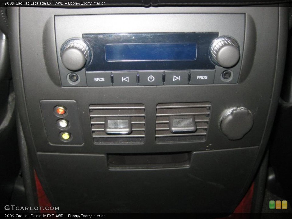 Ebony/Ebony Interior Controls for the 2009 Cadillac Escalade EXT AWD #39306065