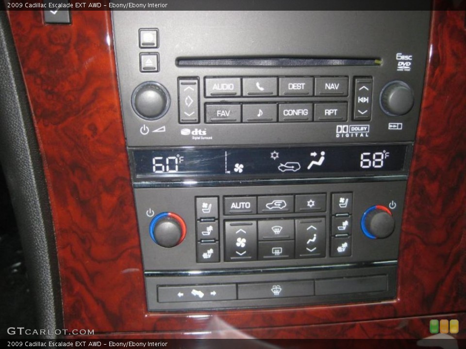 Ebony/Ebony Interior Controls for the 2009 Cadillac Escalade EXT AWD #39306101