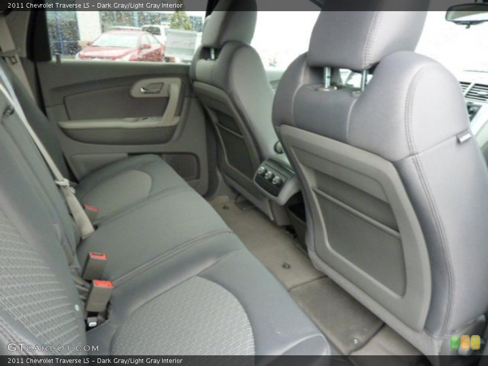 Dark Gray/Light Gray Interior Photo for the 2011 Chevrolet Traverse LS #39307945