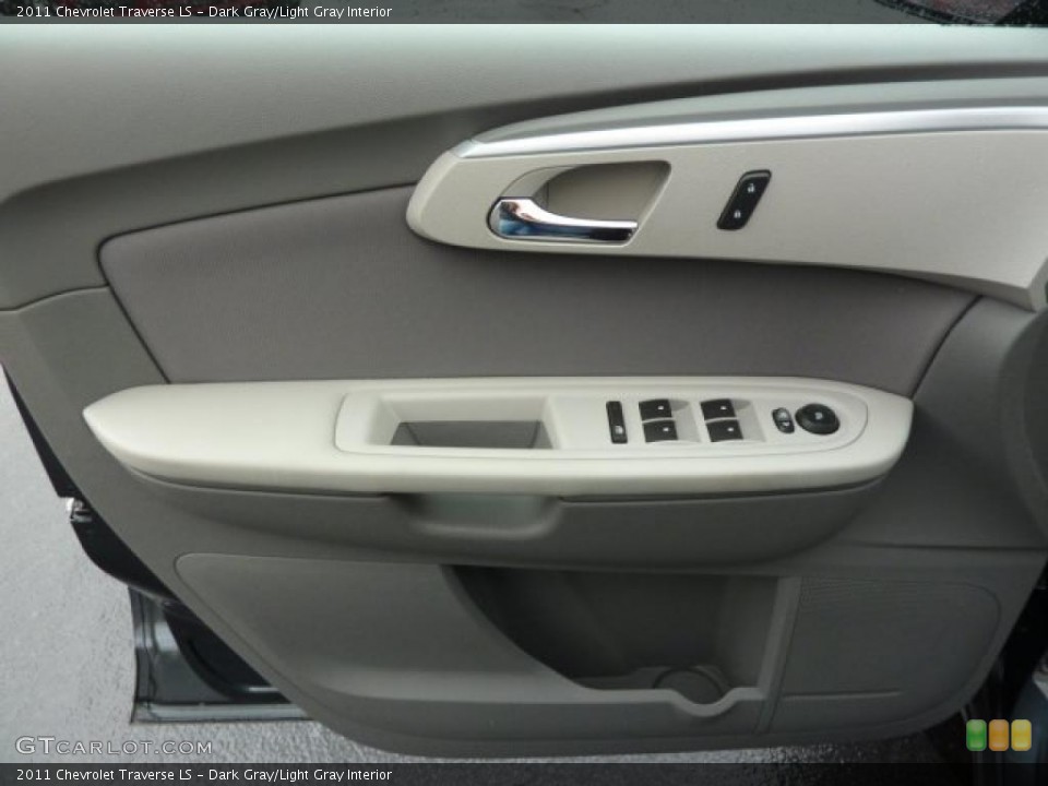 Dark Gray/Light Gray Interior Door Panel for the 2011 Chevrolet Traverse LS #39308013