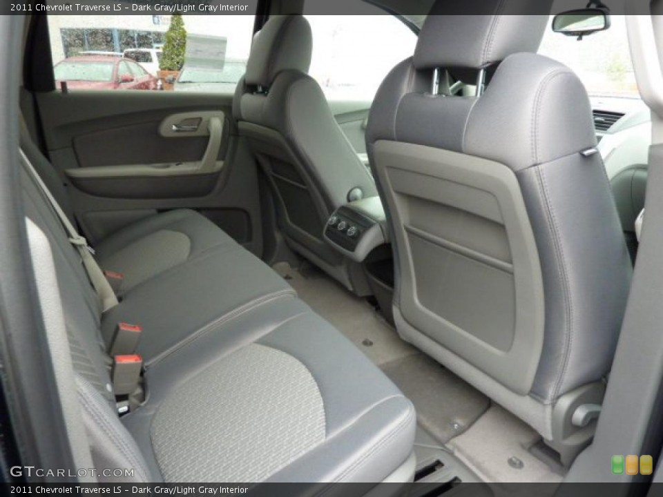 Dark Gray/Light Gray Interior Photo for the 2011 Chevrolet Traverse LS #39308253