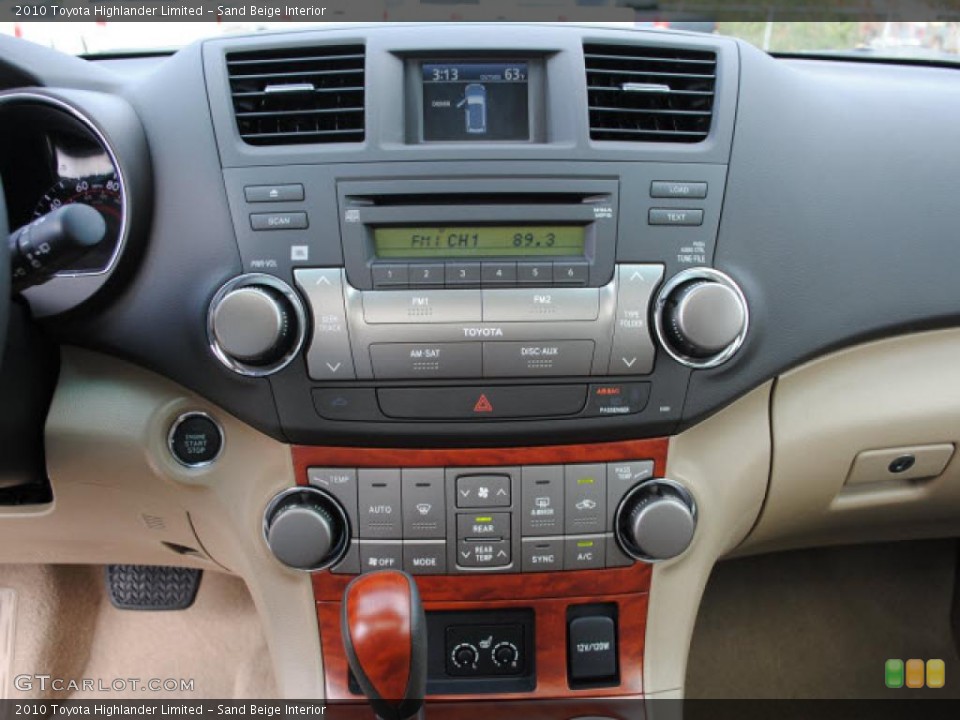 Sand Beige Interior Controls for the 2010 Toyota Highlander Limited #39310237