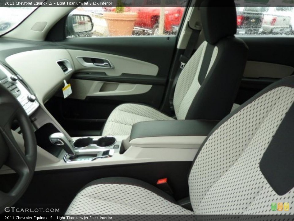 Light Titanium/Jet Black Interior Photo for the 2011 Chevrolet Equinox LS #39310937