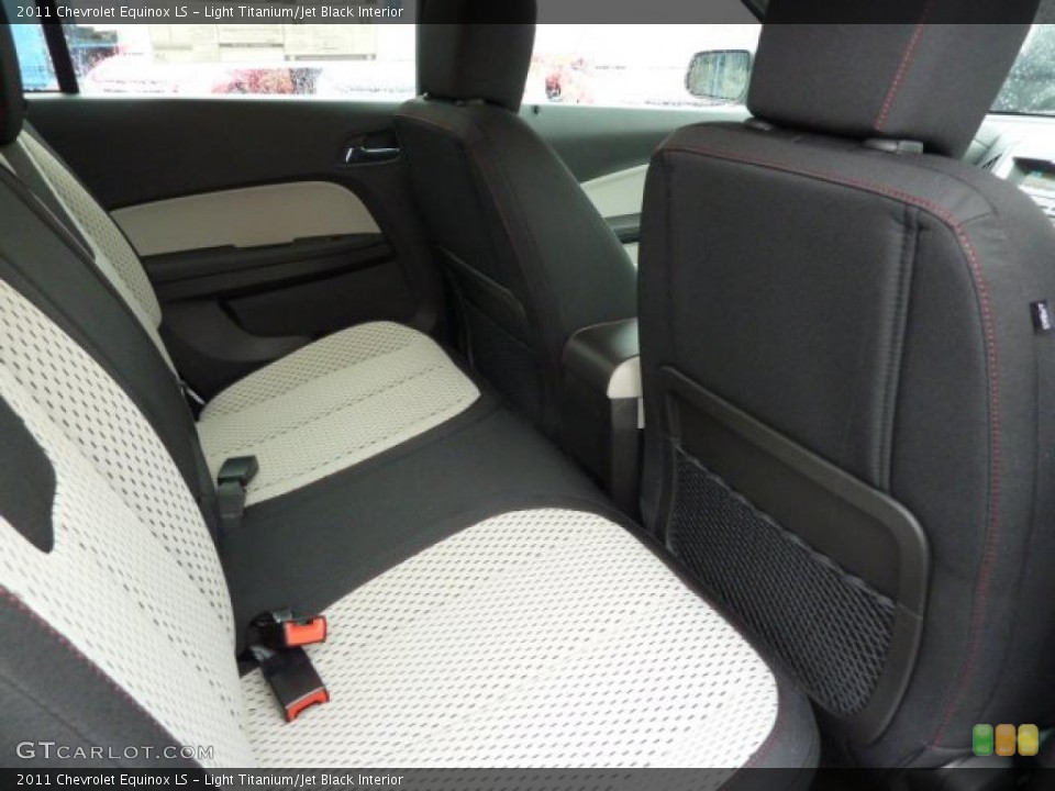 Light Titanium/Jet Black Interior Photo for the 2011 Chevrolet Equinox LS #39310965