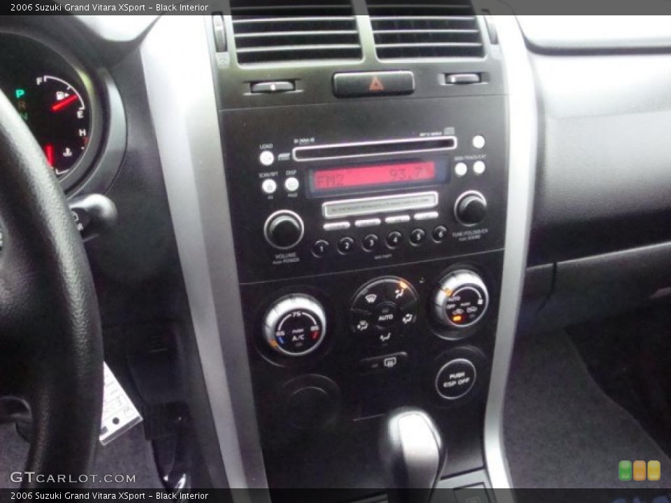 Black Interior Controls for the 2006 Suzuki Grand Vitara XSport #39312405
