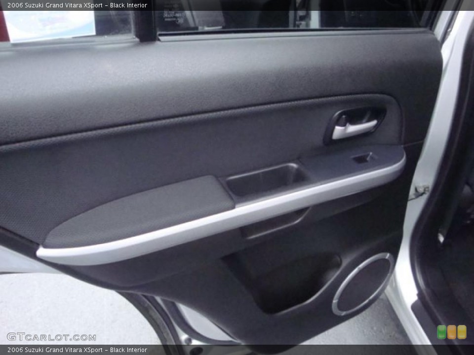 Black Interior Door Panel for the 2006 Suzuki Grand Vitara XSport #39312461