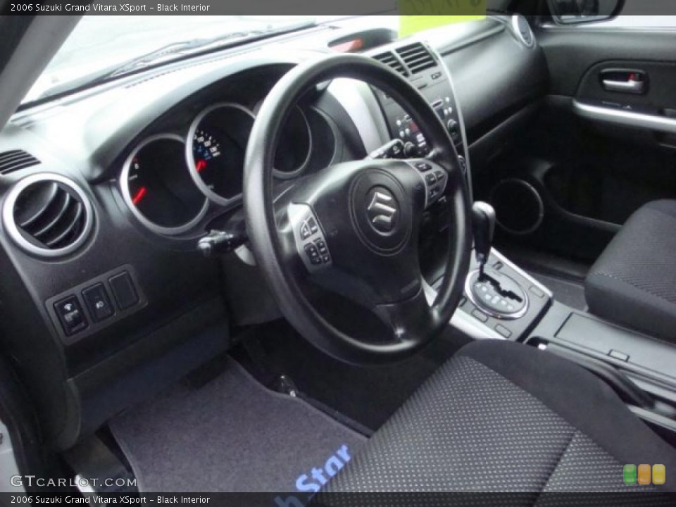Black Interior Dashboard for the 2006 Suzuki Grand Vitara XSport #39312481