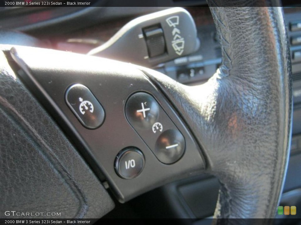 Black Interior Controls for the 2000 BMW 3 Series 323i Sedan #39313421