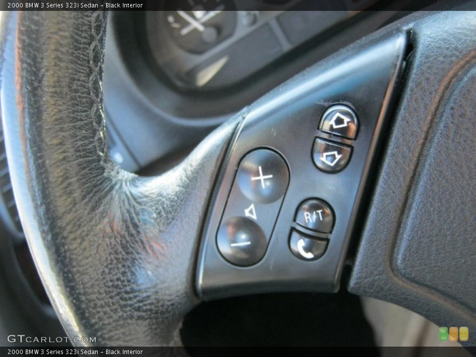 Black Interior Controls for the 2000 BMW 3 Series 323i Sedan #39313597