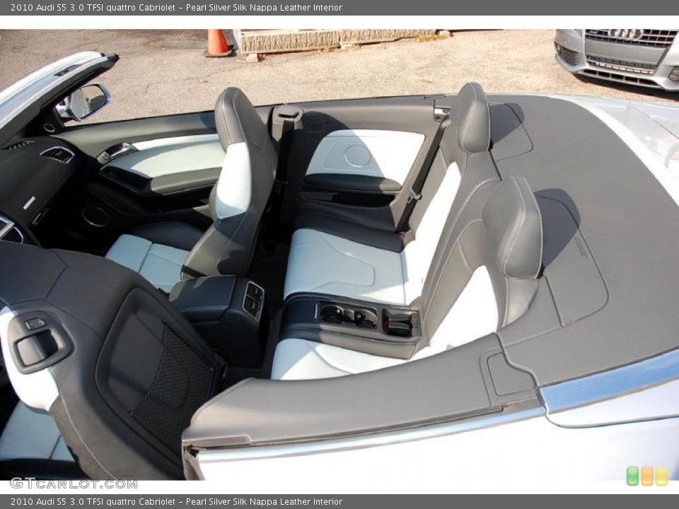 Pearl Silver Silk Nappa Leather Interior Photo for the 2010 Audi S5 3.0 TFSI quattro Cabriolet #39314061