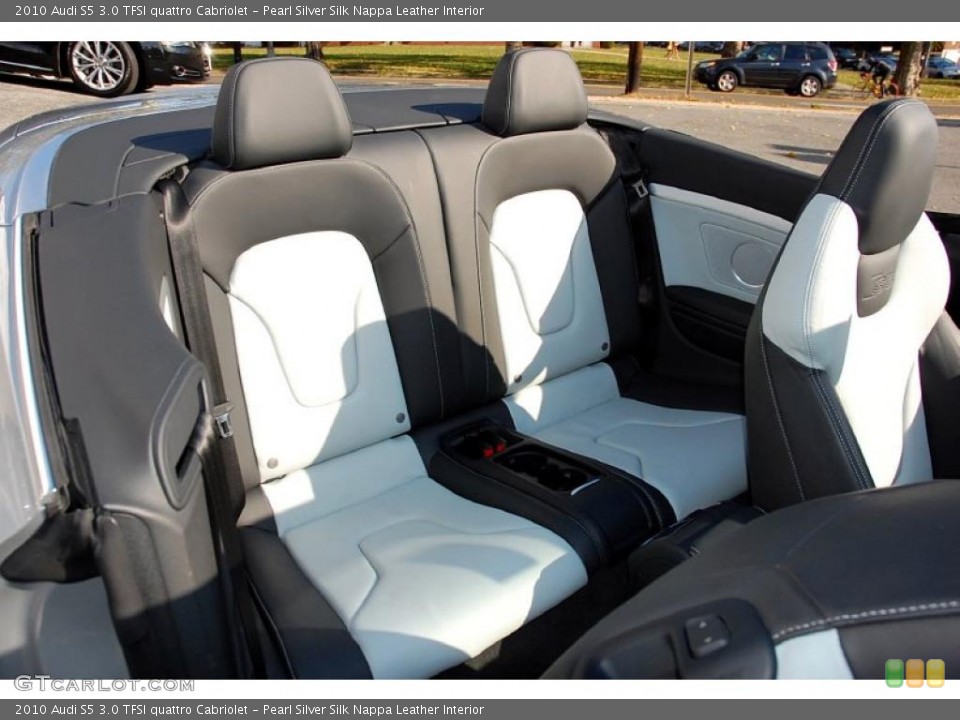 Pearl Silver Silk Nappa Leather Interior Photo for the 2010 Audi S5 3.0 TFSI quattro Cabriolet #39314081