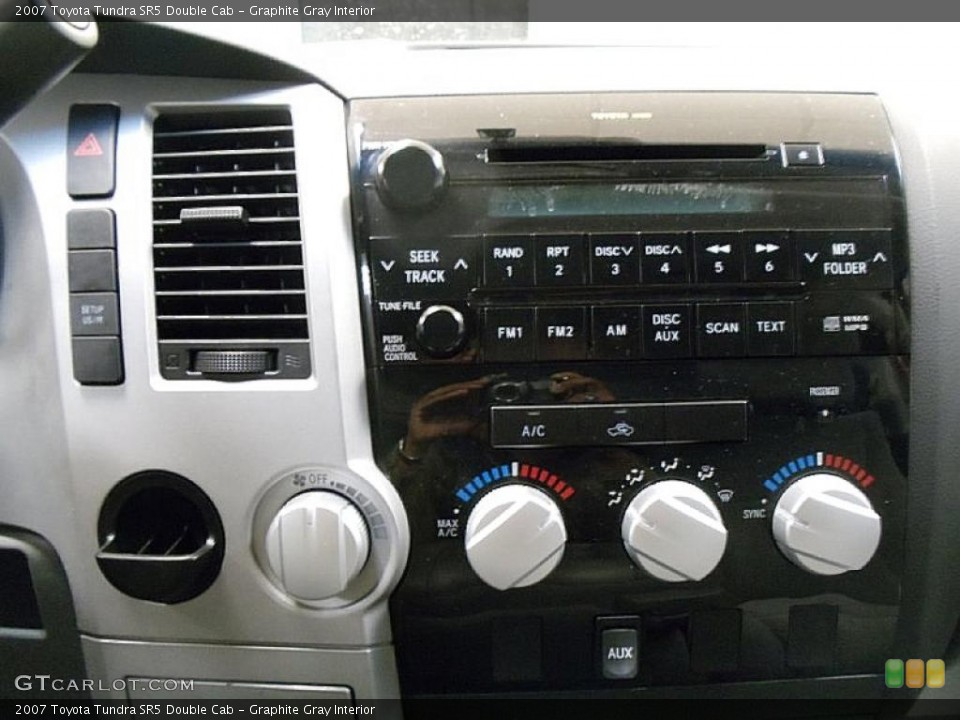 Graphite Gray Interior Controls for the 2007 Toyota Tundra SR5 Double Cab #39316141