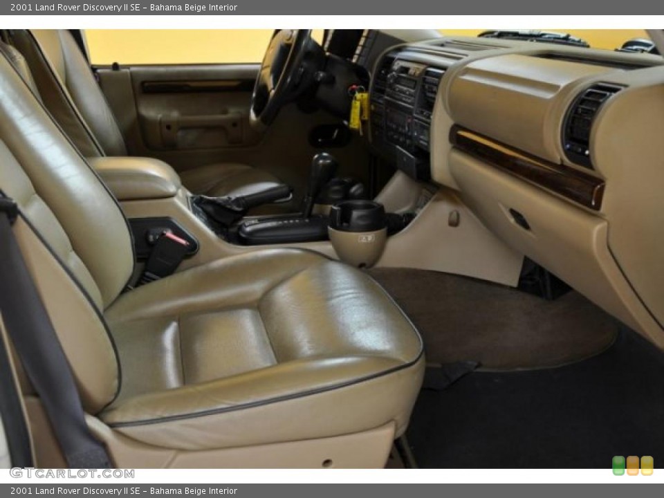 Bahama Beige Interior Photo for the 2001 Land Rover Discovery II SE #39318737