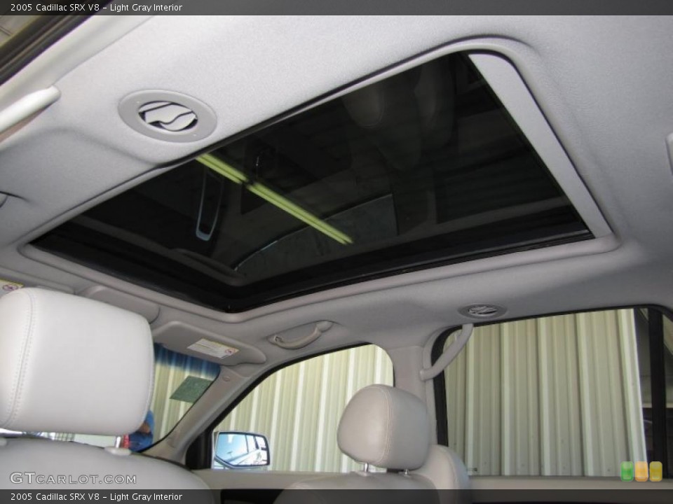 Light Gray Interior Sunroof for the 2005 Cadillac SRX V8 #39320185