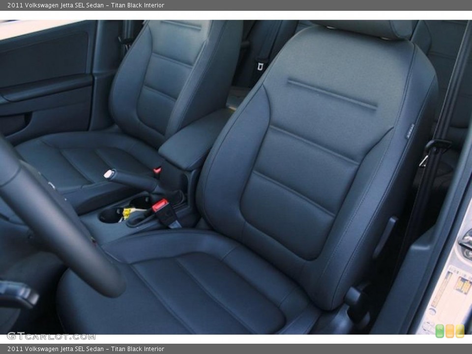 Titan Black Interior Photo for the 2011 Volkswagen Jetta SEL Sedan #39321417