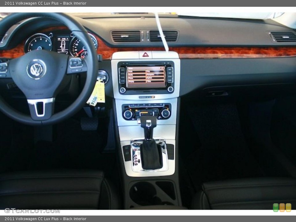 Black Interior Dashboard for the 2011 Volkswagen CC Lux Plus #39322369