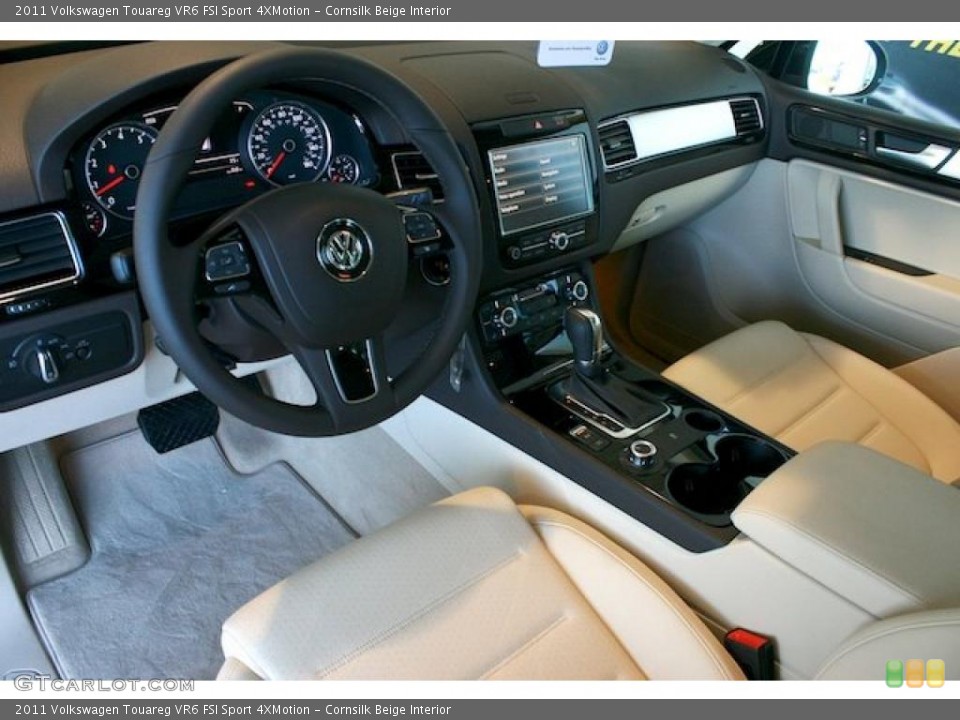 Cornsilk Beige 2011 Volkswagen Touareg Interiors