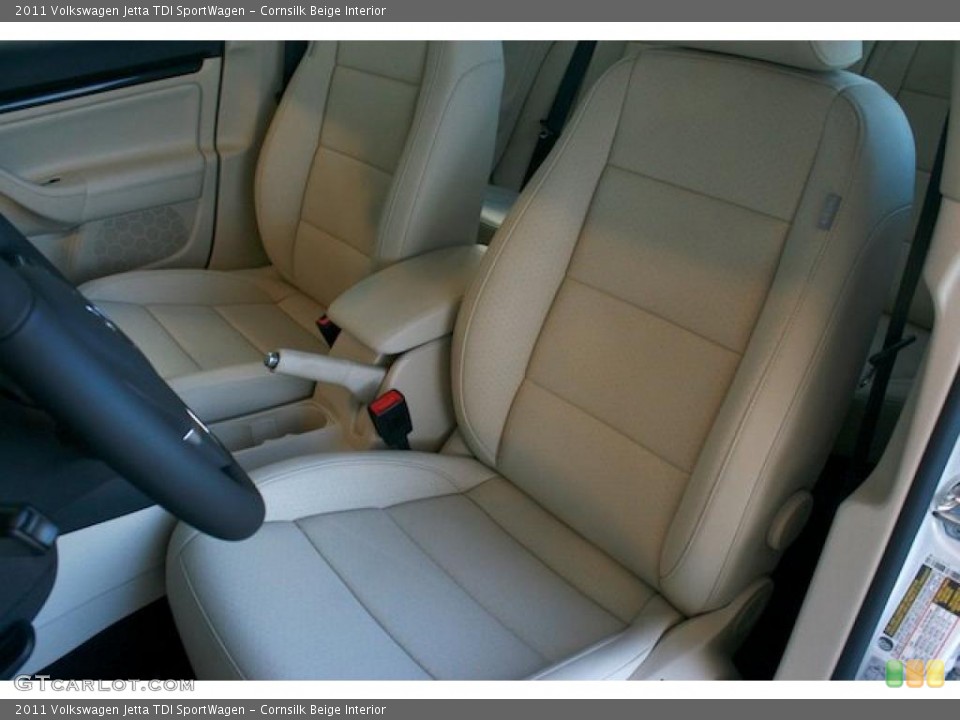 Cornsilk Beige Interior Photo for the 2011 Volkswagen Jetta TDI SportWagen #39323449