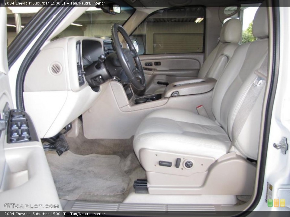 Tan/Neutral Interior Photo for the 2004 Chevrolet Suburban 1500 LT #39323997