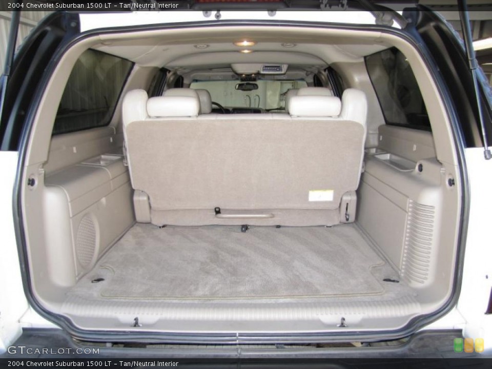 Tan/Neutral Interior Trunk for the 2004 Chevrolet Suburban 1500 LT #39324041