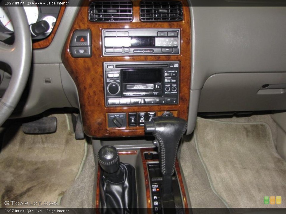 Beige Interior Controls for the 1997 Infiniti QX4 4x4 #39324701