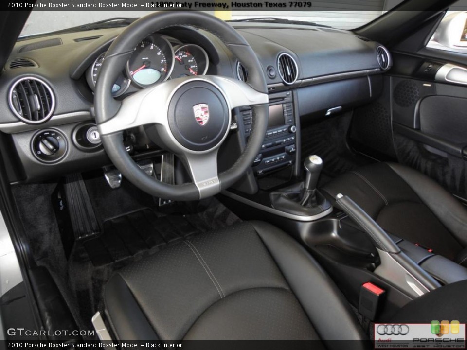Black Interior Photo for the 2010 Porsche Boxster  #39329136