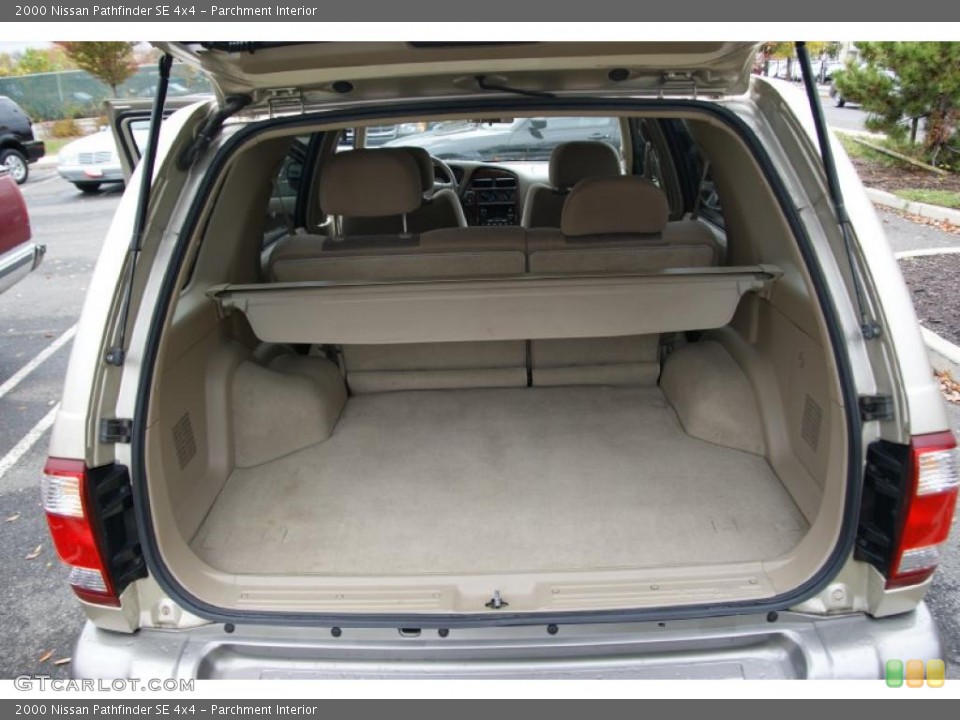 Parchment Interior Trunk for the 2000 Nissan Pathfinder SE 4x4 #39329604