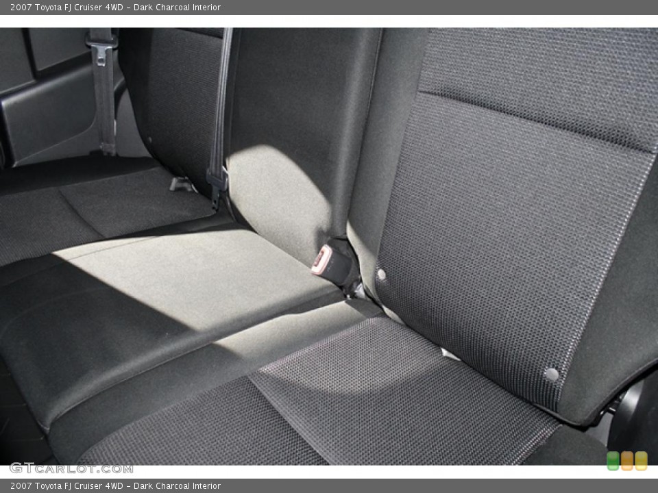 Dark Charcoal Interior Photo for the 2007 Toyota FJ Cruiser 4WD #39329628