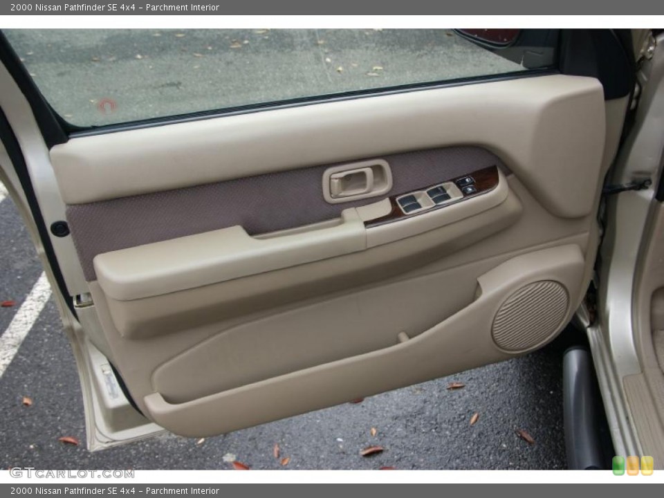Parchment Interior Door Panel for the 2000 Nissan Pathfinder SE 4x4 #39329652