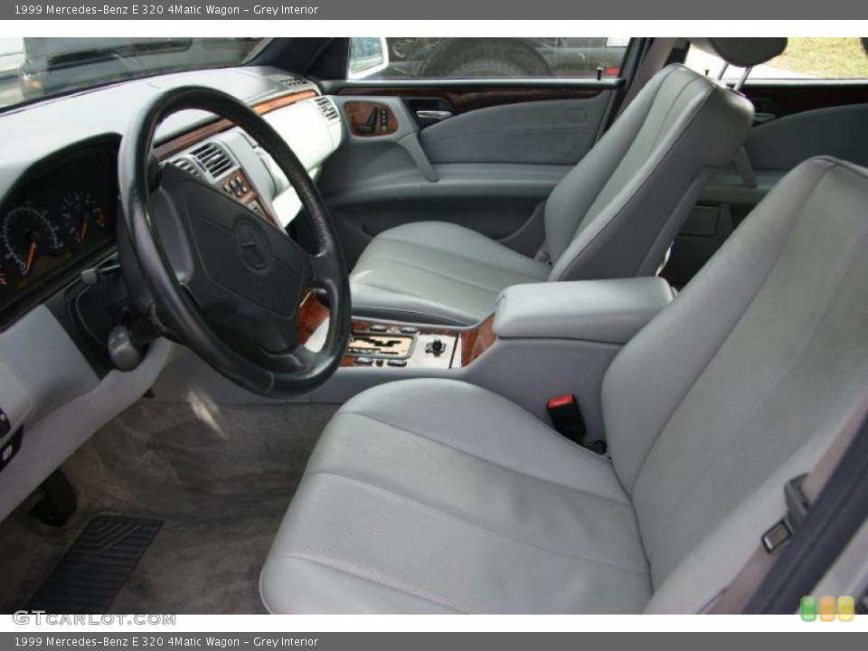 Grey Interior Prime Interior for the 1999 Mercedes-Benz E 320 4Matic Wagon #39331016