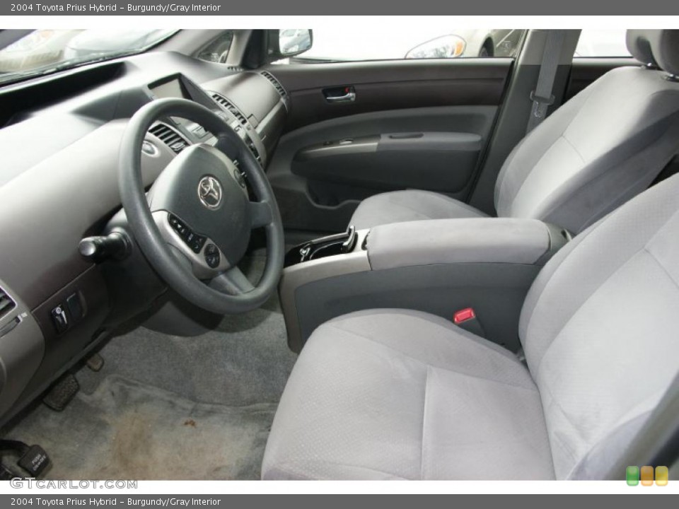 Burgundy/Gray Interior Photo for the 2004 Toyota Prius Hybrid #39332364