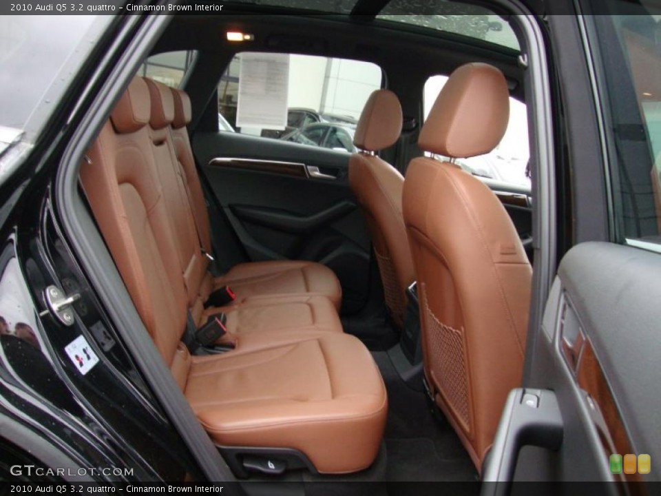 Cinnamon Brown Interior Photo for the 2010 Audi Q5 3.2 quattro #39333796