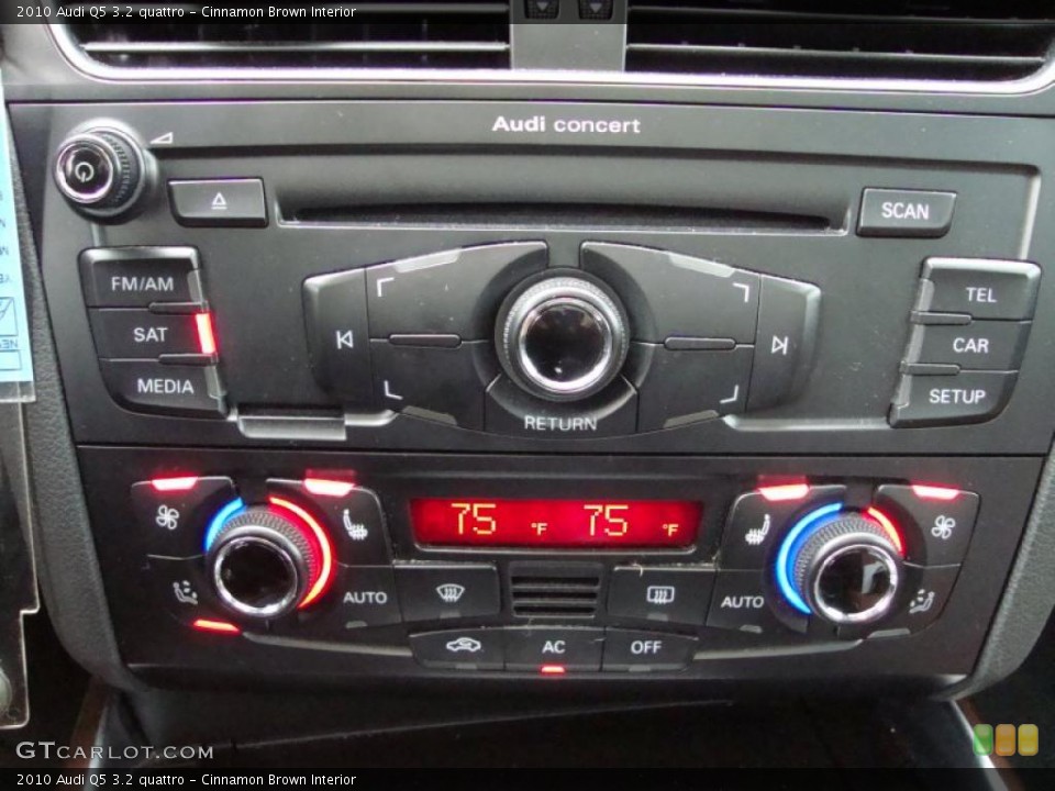 Cinnamon Brown Interior Controls for the 2010 Audi Q5 3.2 quattro #39334020