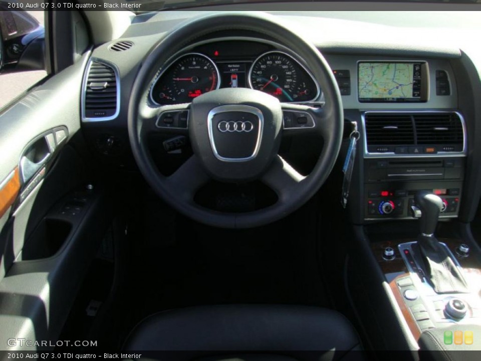 Black Interior Steering Wheel for the 2010 Audi Q7 3.0 TDI quattro #39334512