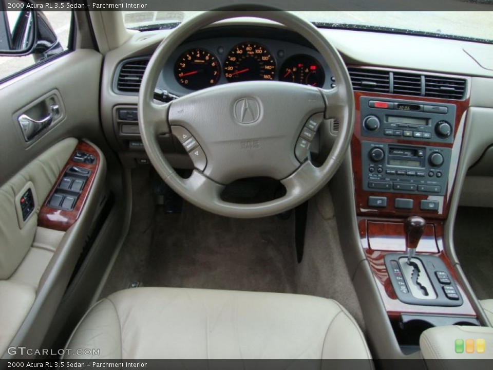 Parchment Interior Dashboard for the 2000 Acura RL 3.5 Sedan #39338356