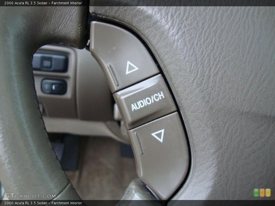 Parchment Interior Controls for the 2000 Acura RL 3.5 Sedan #39338684