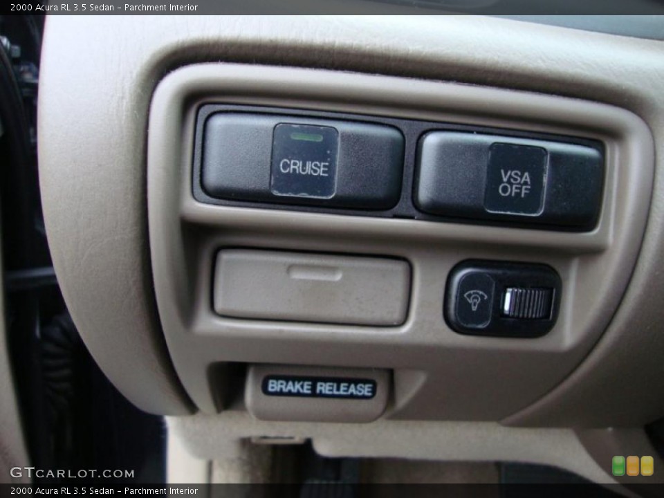Parchment Interior Controls for the 2000 Acura RL 3.5 Sedan #39338716