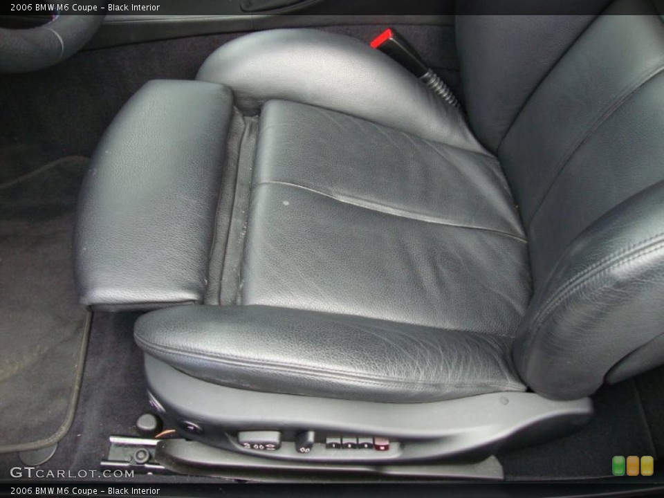 Black Interior Photo for the 2006 BMW M6 Coupe #39340888