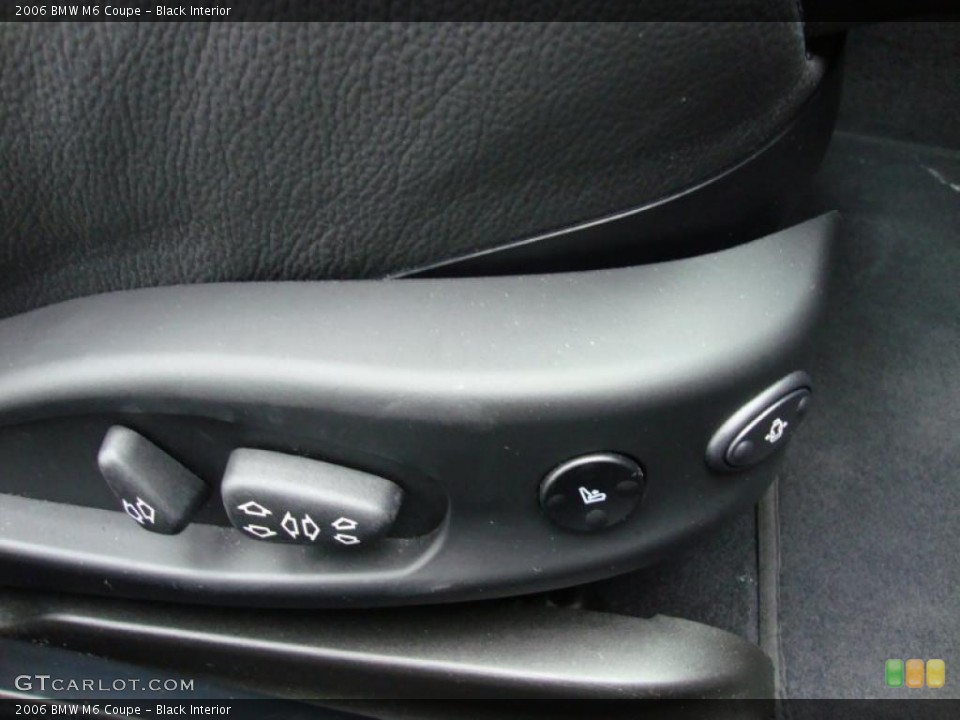 Black Interior Controls for the 2006 BMW M6 Coupe #39341004