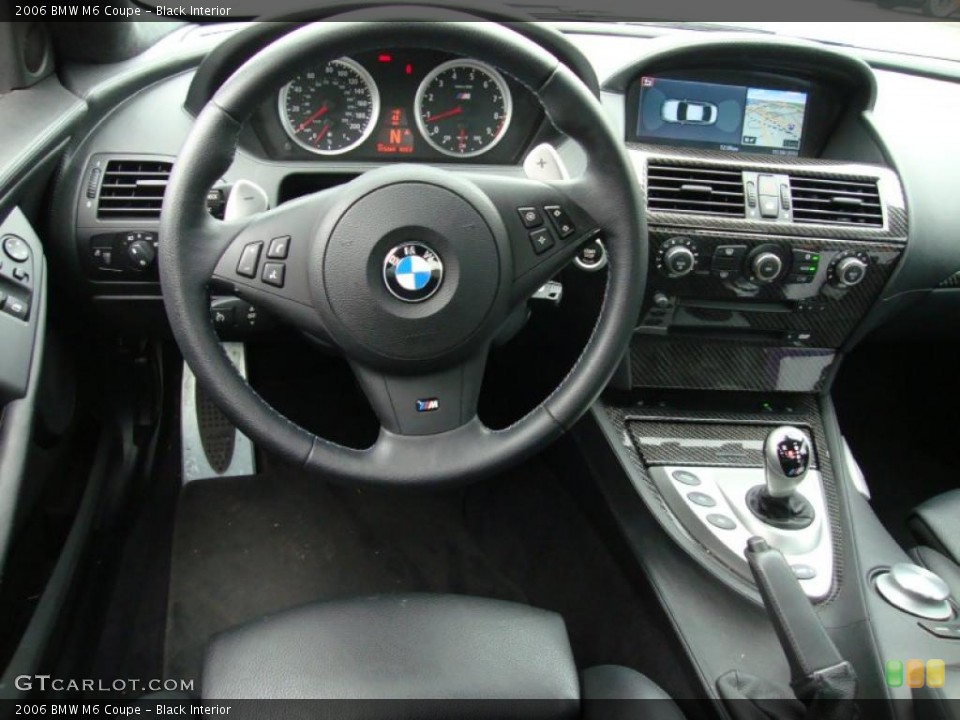 Black Interior Dashboard for the 2006 BMW M6 Coupe #39341272