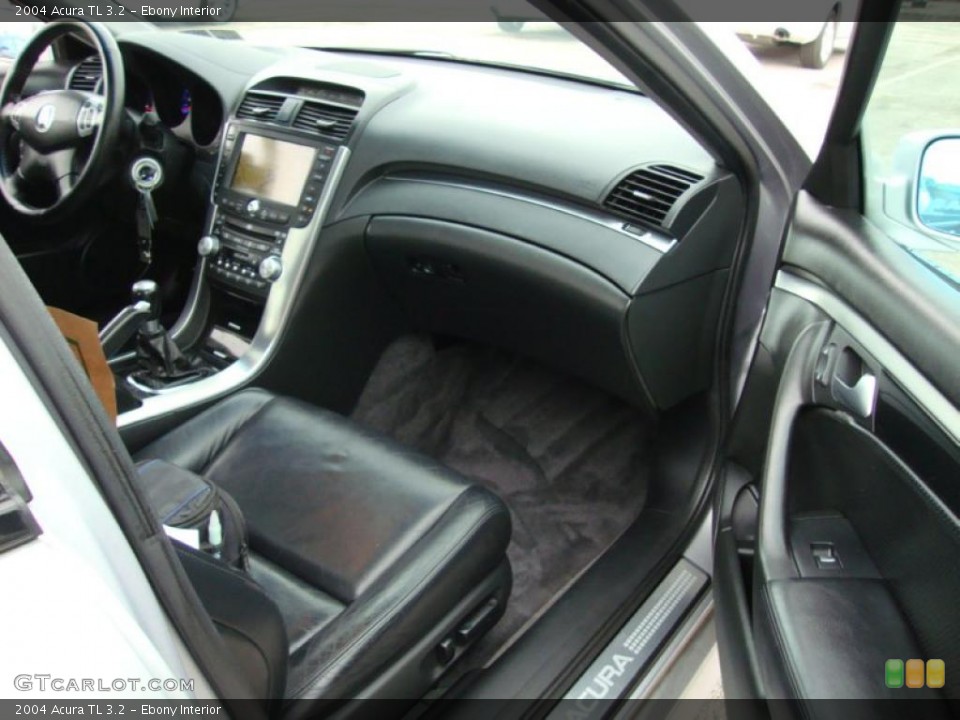 Ebony Interior Dashboard for the 2004 Acura TL 3.2 #39341852