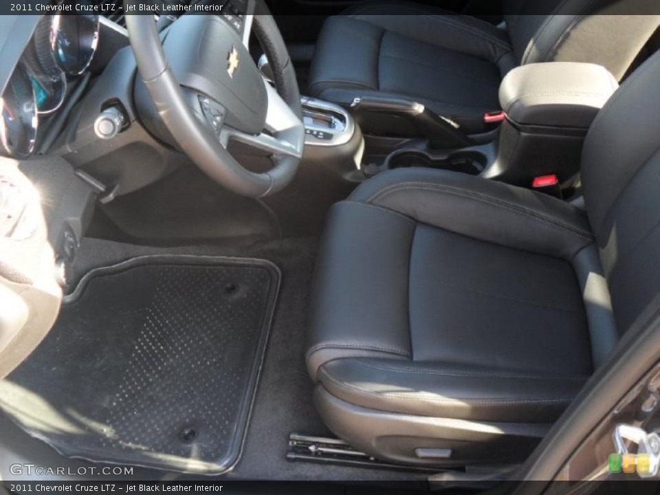 Jet Black Leather Interior Photo for the 2011 Chevrolet Cruze LTZ #39341860