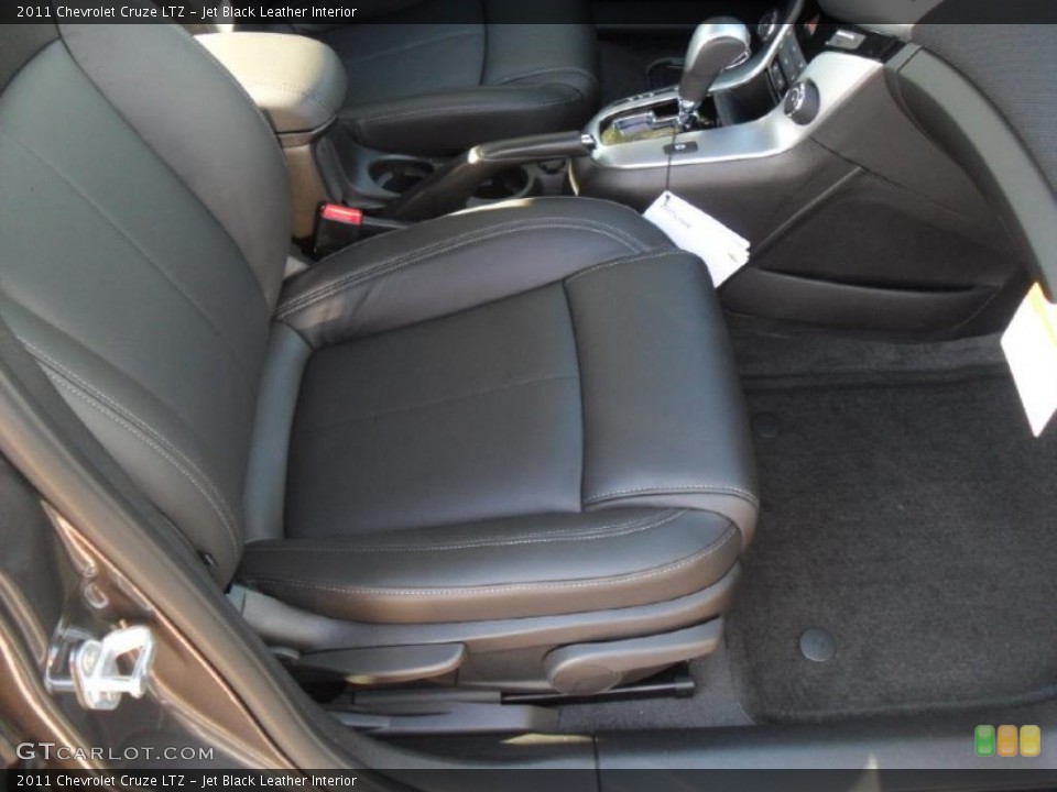 Jet Black Leather Interior Photo for the 2011 Chevrolet Cruze LTZ #39342096
